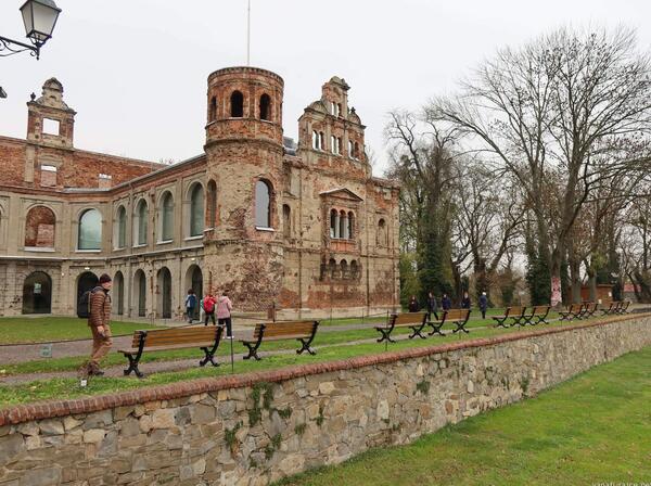 postupně probíhají záchranné práce