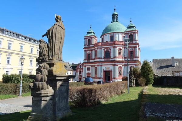 Bazilika sv. Vavřince a sv. Zdislavy Jablonné
